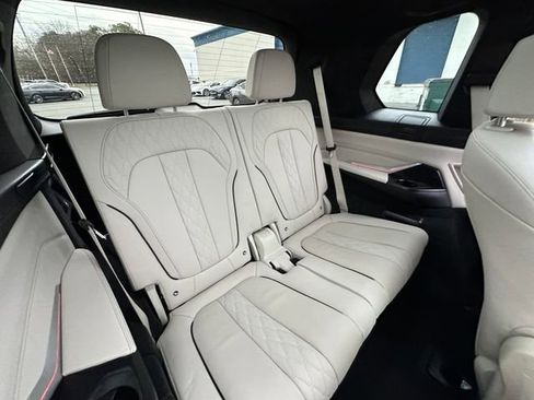 Used 2021 BMW X7 M50i w/ Executive Package image 48