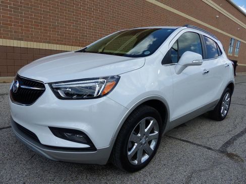Used 2019 Buick Encore Essence w/ Experience Buick Package AWD/4WD image 6