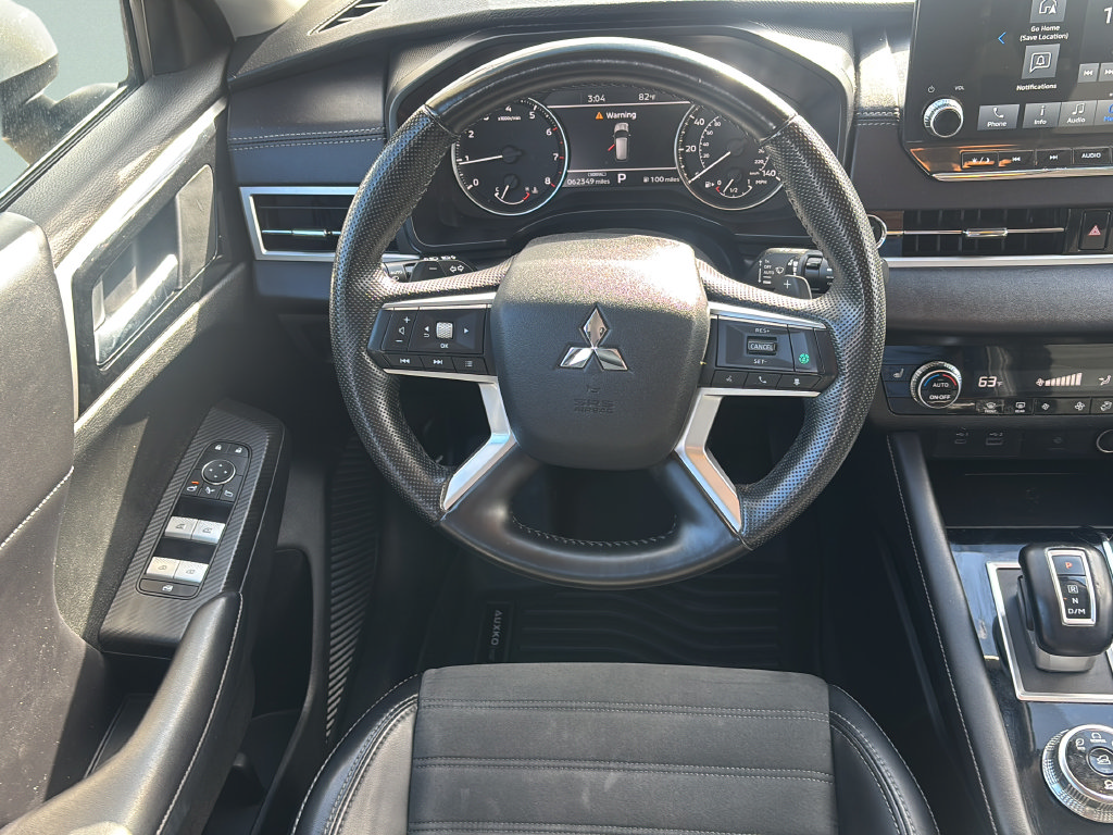 Used 2024 Mitsubishi Outlander AWD image 20