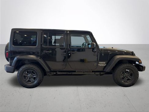 Used 2016 Jeep Wrangler Unlimited Sport w/ Max Tow Package AWD/4WD image 6