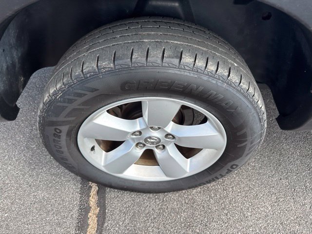 Used 2014 RAM 1500 Express AWD/4WD image 9