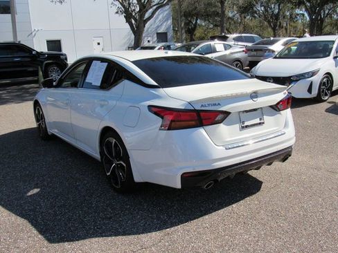 Certified 2023 Nissan Altima 2.5 SR w/ SR Premium Package image 5