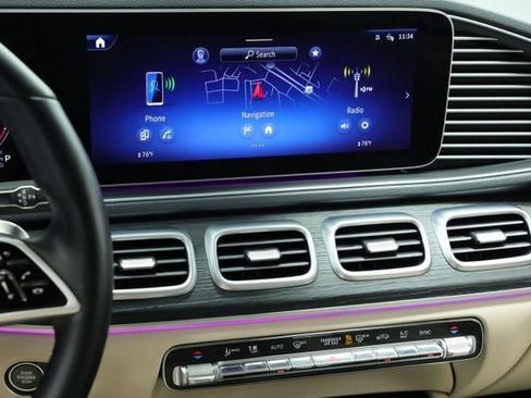 Used 2025 Mercedes-Benz GLE 350 4MATIC w/ AMG Line Exterior image 12