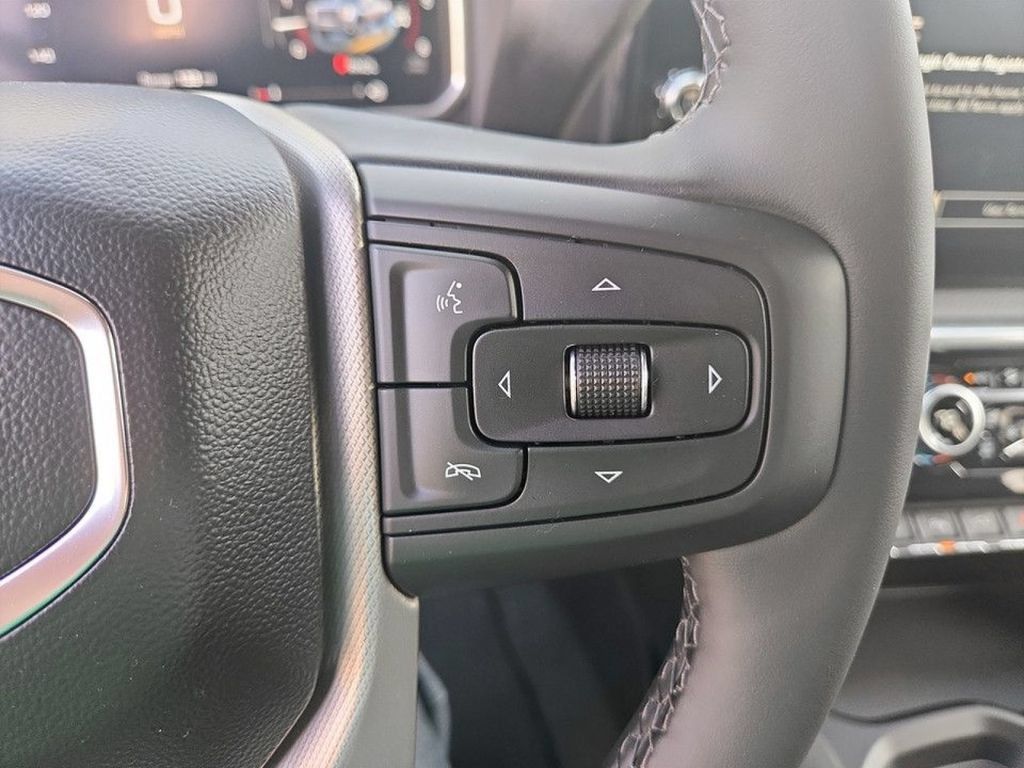 New 2026 GMC Sierra 2500 Denali w/ Technology Package AWD/4WD image 16