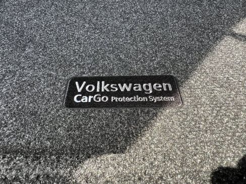 New 2025 Volkswagen Taos SE image 42