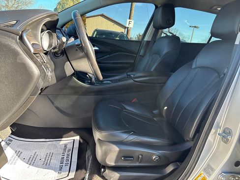 Used 2019 Buick Envision Essence image 13