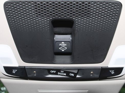 Used 2023 Honda Civic EX-L image 11
