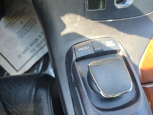 Used 2011 Lexus RX 450h AWD w/ Luxury Pkg image 30