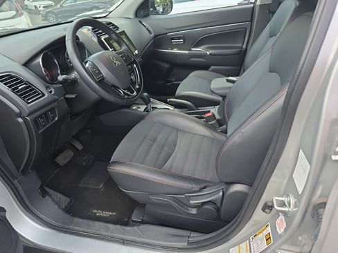 Used 2025 Mitsubishi Outlander Sport SE AWD/4WD image 5