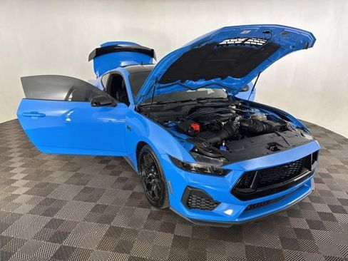 Used 2024 Ford Mustang GT Premium w/ GT Performance Package RWD image 15