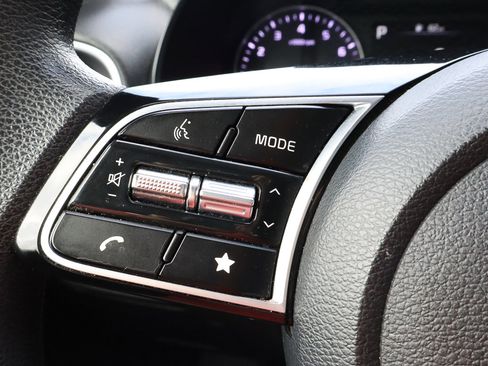 Used 2023 Kia Forte LXS image 24