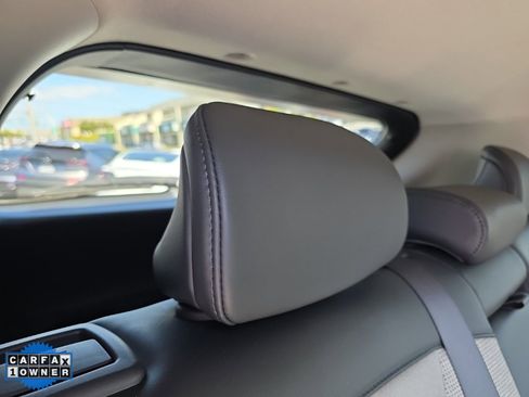 Used 2023 Kia Niro Wave image 54