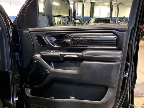 Used 2025 RAM 1500 Limited image 12