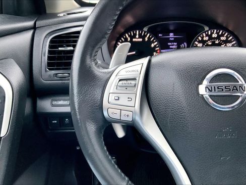 Used 2017 Nissan Altima 3.5 SR image 24