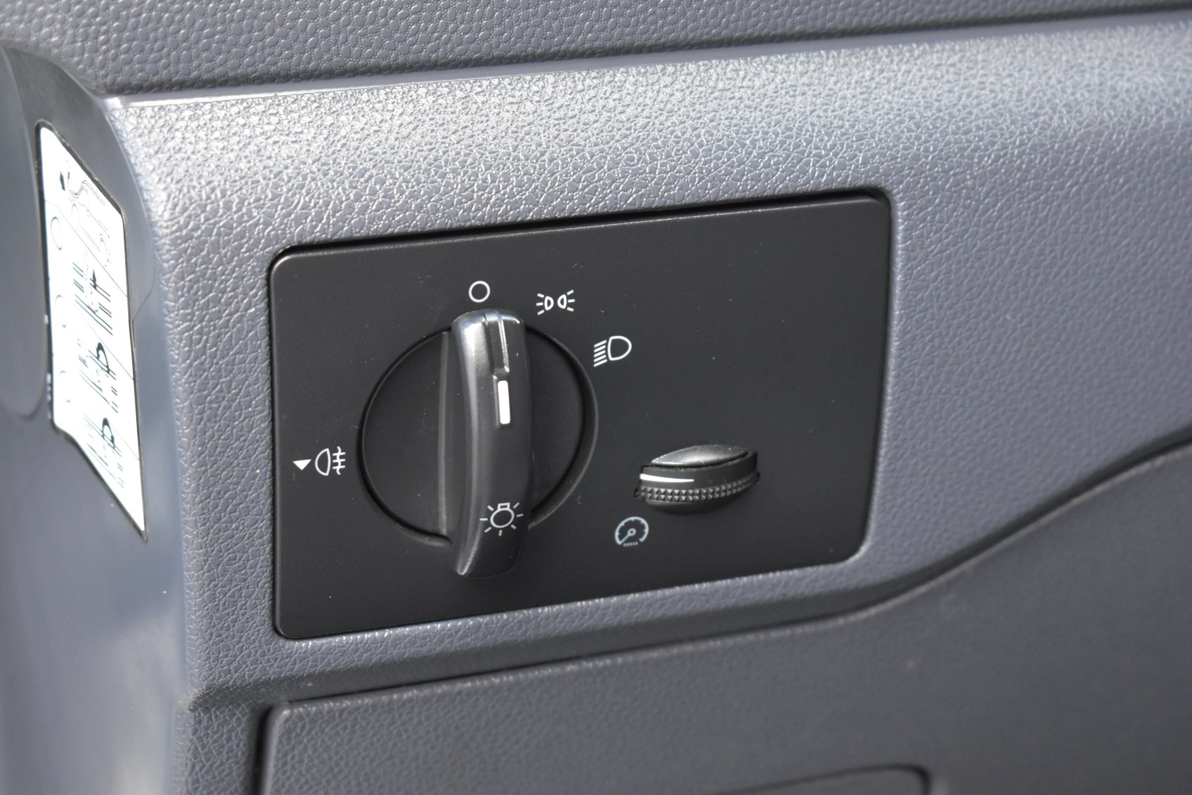 Used 2011 Ford Transit Connect XLT FWD image 15