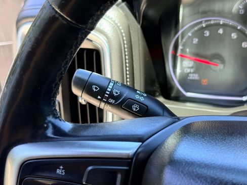 Used 2019 Chevrolet Silverado 1500 LT w/ Texas Edition AWD/4WD image 38
