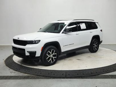 Used 2023 Jeep Grand Cherokee L Limited w/ Trailer Tow Group (B)