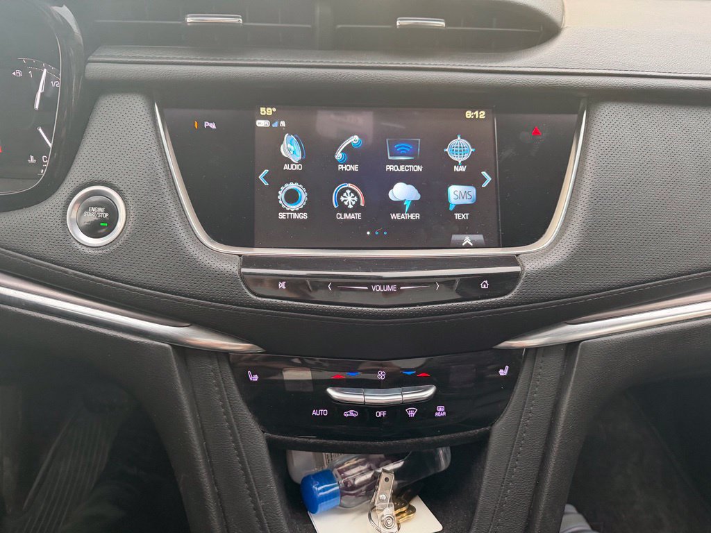 Used 2018 Cadillac XT5 Luxury w/ Driver Awareness Package FWD image 7