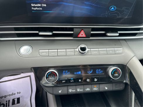 Certified 2023 Hyundai Elantra SEL w/ Convenience Package FWD image 27