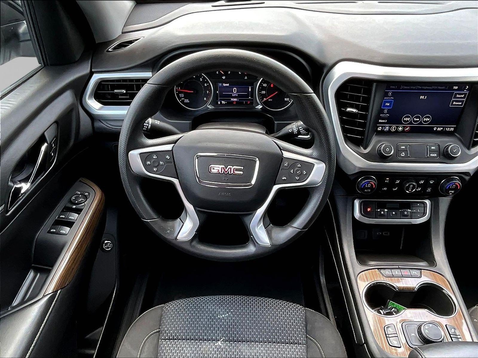 Used 2022 GMC Acadia SLE w/ Driver Convenience Package FWD image 8