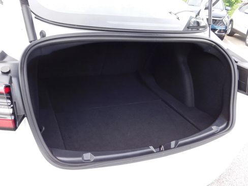 Used 2022 Tesla Model 3 Long Range AWD/4WD image 9