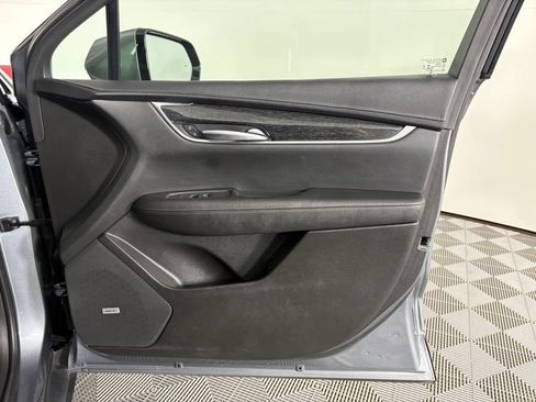 Used 2021 Cadillac XT5 Premium Luxury AWD/4WD image 39