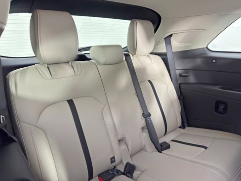 Used 2024 MAZDA CX-90 Plug-In Hybrid w/ Preferred image 37