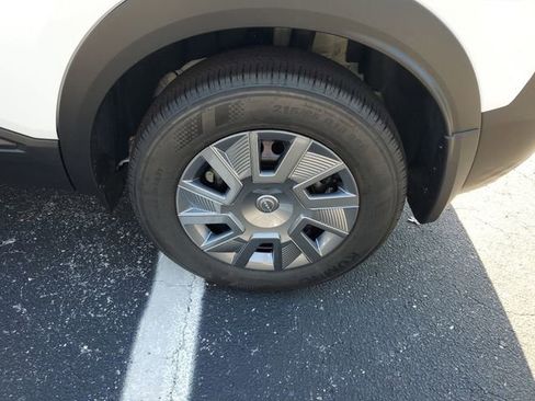 New 2026 Nissan Kicks S image 6