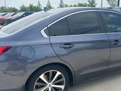 Used 2017 Subaru Legacy 2.5i Limited AWD/4WD image 9