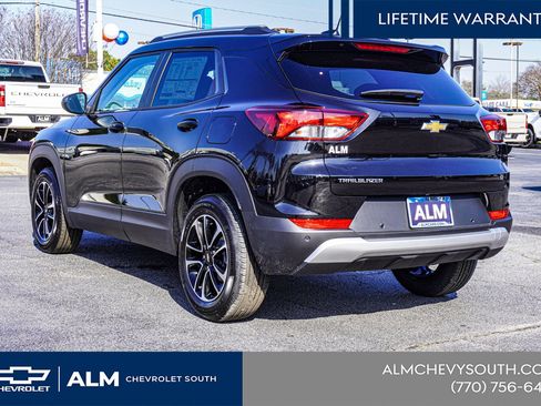 New 2026 Chevrolet TrailBlazer LT w/ Driver Confidence Package image 8