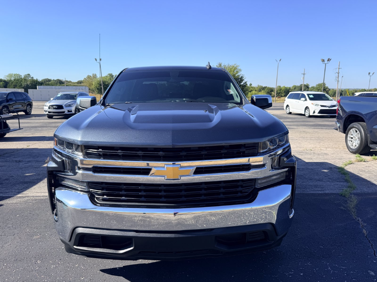 Used 2021 Chevrolet Silverado 1500 LT RWD image 4