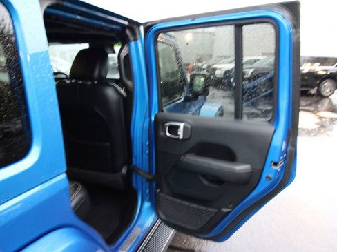 Used 2021 Jeep Wrangler Unlimited Sahara image 21