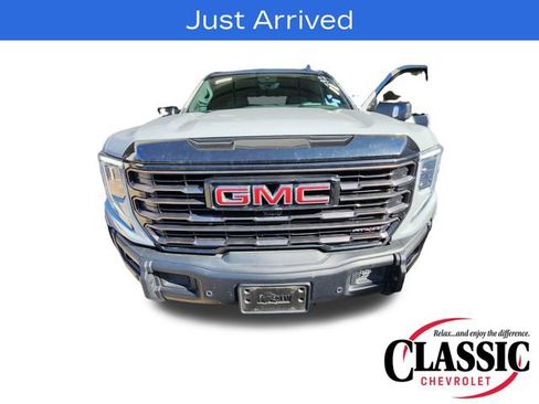 Used 2024 GMC Sierra 1500 AT4X AWD/4WD image 3