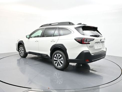 Used 2025 Subaru Outback Premium w/ Popular Package #1 AWD/4WD image 5