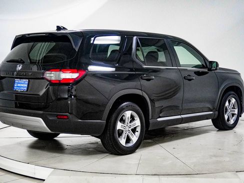 Used 2025 Honda Pilot EX-L image 12