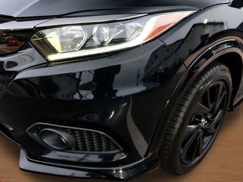 Used 2021 Honda HR-V Sport image 39