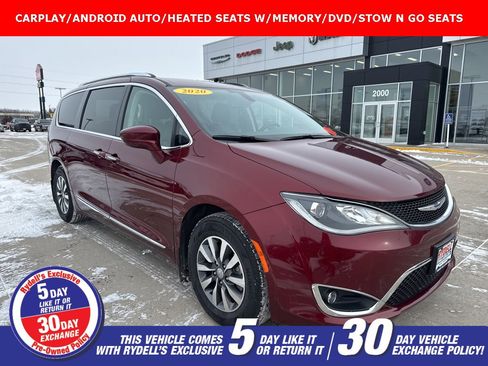Used 2020 Chrysler Pacifica Touring-L Plus image 1