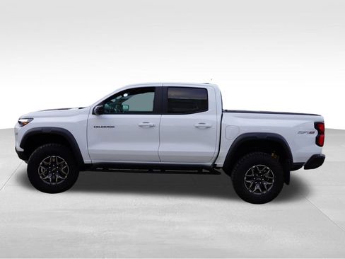 Certified 2025 Chevrolet Colorado ZR2 w/ Technology Package image 9