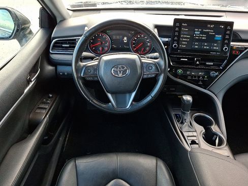 Used 2023 Toyota Camry XSE image 12