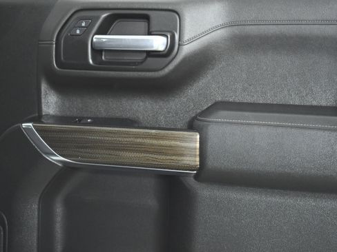 Used 2019 Chevrolet Silverado 1500 LT w/ All-Star Edition image 27