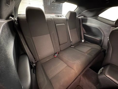 Used 2017 Dodge Challenger R/T w/ Blacktop Package RWD image 38