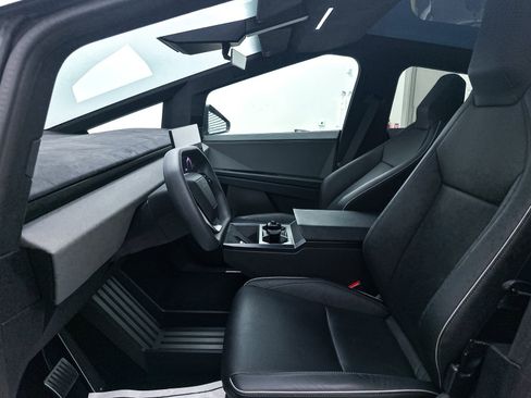 Used 2024 Tesla Cybertruck Cyberbeast image 19