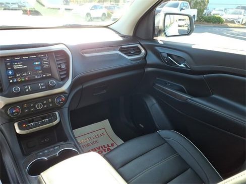 Used 2022 GMC Acadia Denali w/ Denali Technology Package image 11