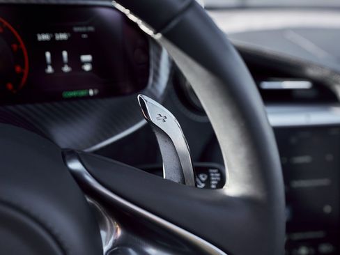 Used 2024 McLaren 750S Spider image 53