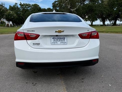 Used 2023 Chevrolet Malibu LT FWD image 4