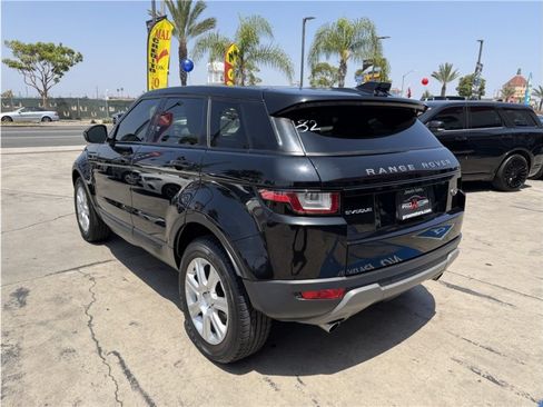 Used 2018 Land Rover Range Rover Evoque SE AWD/4WD image 4