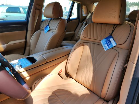 Used 2026 Genesis G90 3.5T AWD/4WD image 8