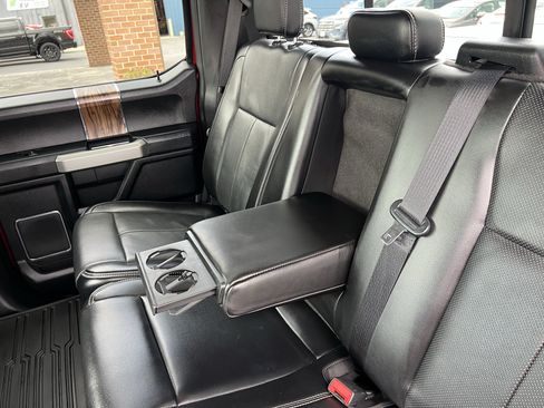 Used 2018 Ford F150 Lariat w/ Equipment Group 502A Luxury AWD/4WD image 24