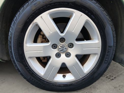 Used 2007 Volkswagen Beetle Coupe w/ Package 1 image 14