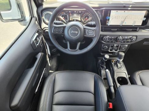 New 2026 Jeep Gladiator Sport AWD/4WD image 13
